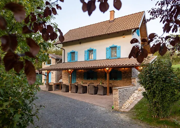 Feszek Villa